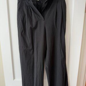 Banana Republic Black Trousers - Size 8